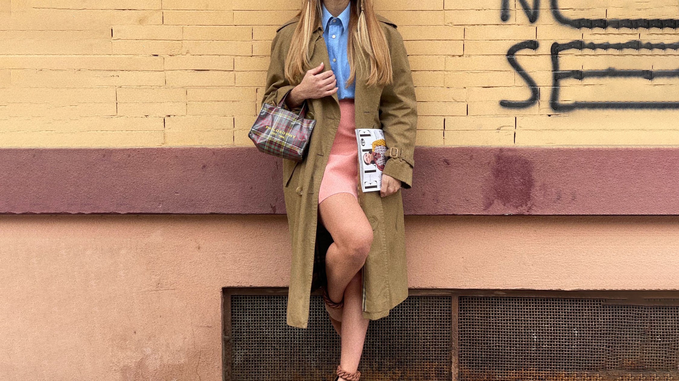 Clizia Incorvaia indossa la décolleté Ayla di Enposh: l’eleganza del tacco block